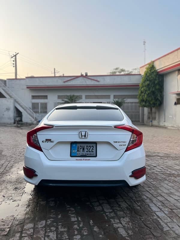 Honda Civic 1.8 2019 UG 1