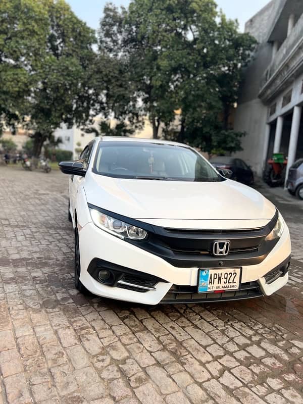 Honda Civic 1.8 2019 UG 4