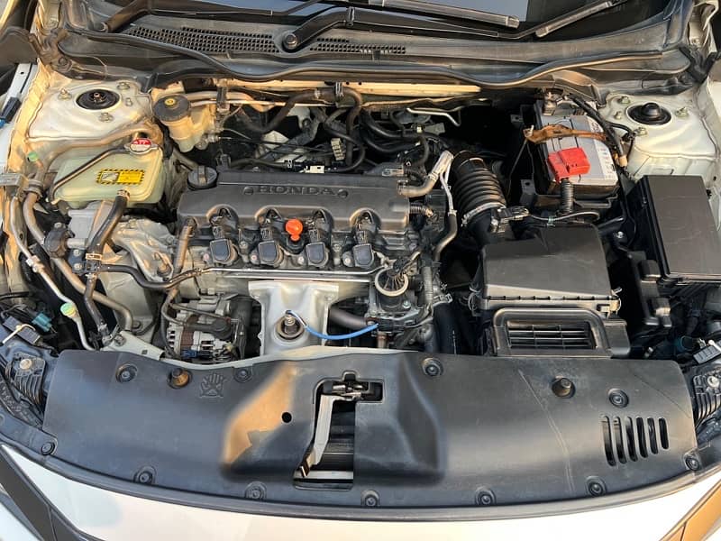 Honda Civic 1.8 2019 UG 18