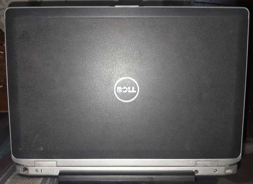 Dell LATITUDE E6530 10