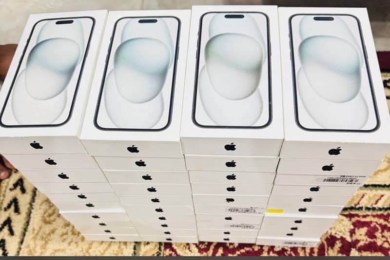 IPHONE 15 128GB BOX PACK NON ACTIVE @ IStore By Farhan 0