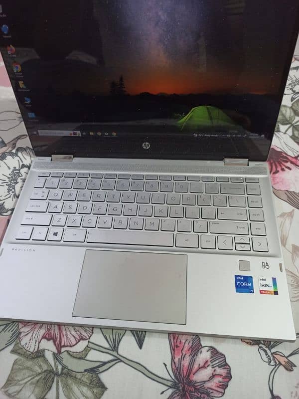 HP Pavilion x360 Convertible in Immaculate Condition 0