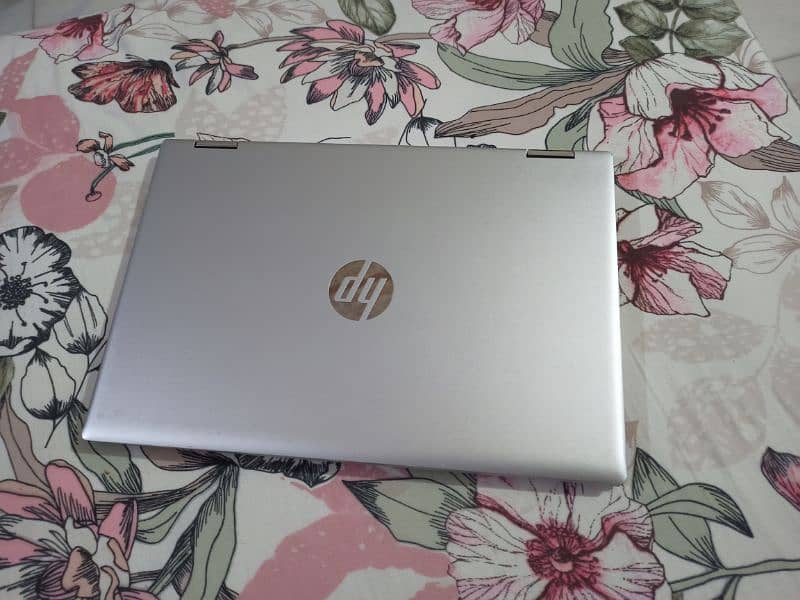 HP Pavilion x360 Convertible in Immaculate Condition 5