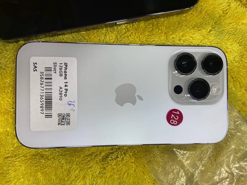 I phone 14 pro 128gb pta approved 7