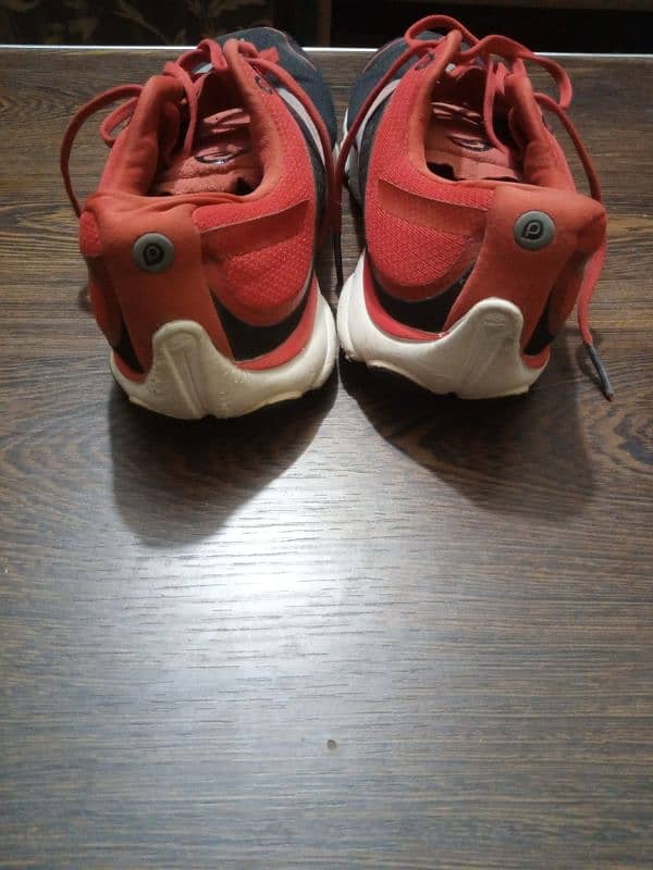 Brooks Pure Flow (Jogging Shoes) 1