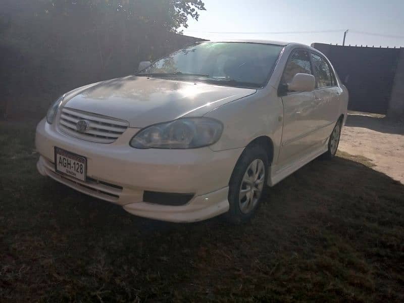 Toyota Corolla se saloon 1.6 2004 model 1