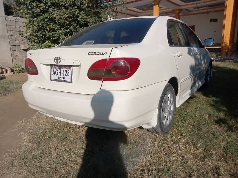 Toyota Corolla se saloon 1.6 2004 model 2