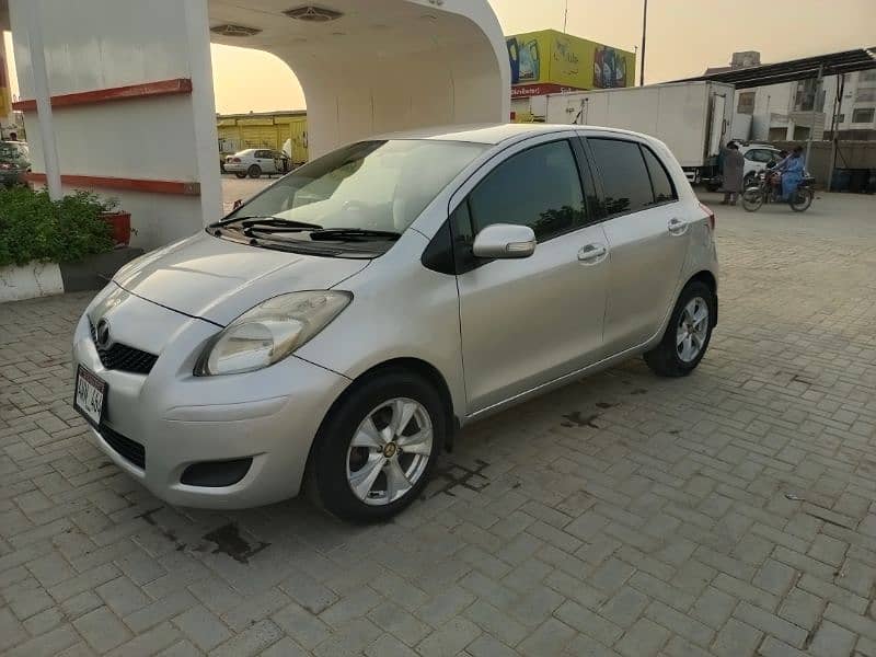 Toyota Vitz 2007 4