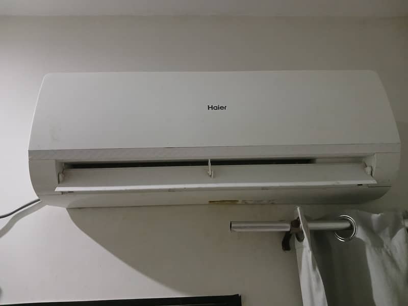 Haier 1 ton non-inverter AC 0