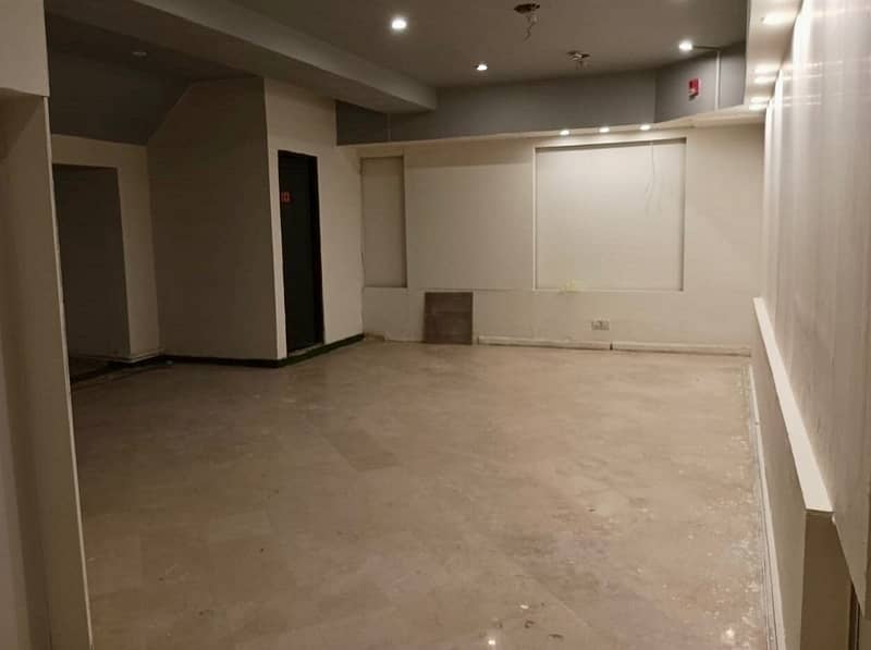 4 Marla Basement Office For Rent In DHA Phase 4, Block DD, Lahore. 2