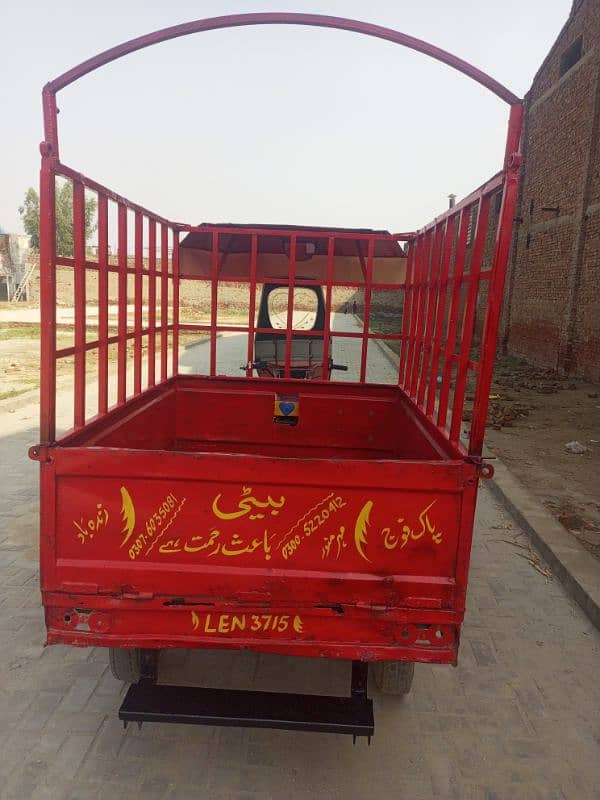 loader rickshaw 10