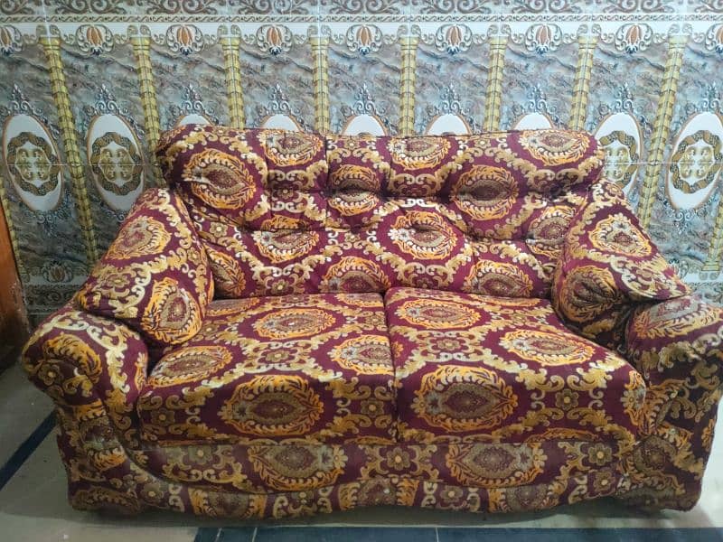 2 seater sofa 0