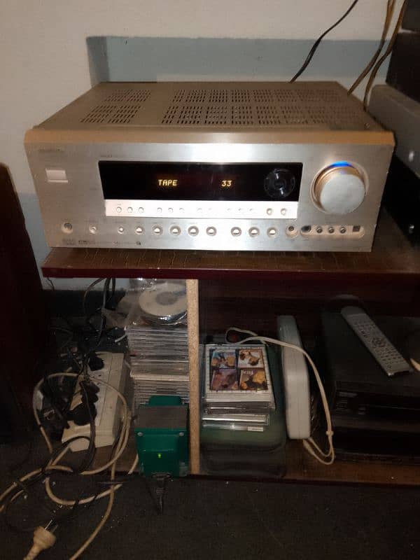 Onkyo( faulty  for parts or Repair) tx SA 605 dts 7.1 (no sound) 0