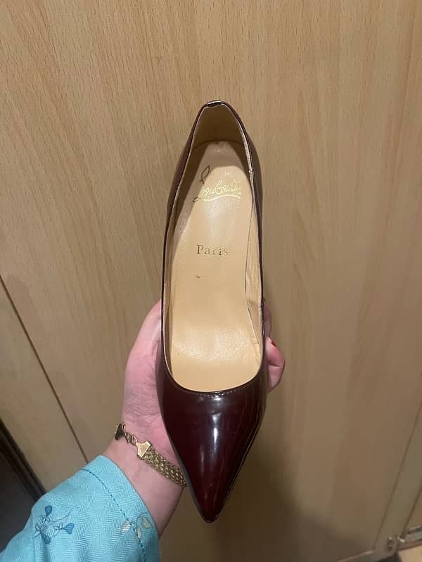 new and used shoes for sale branded 6