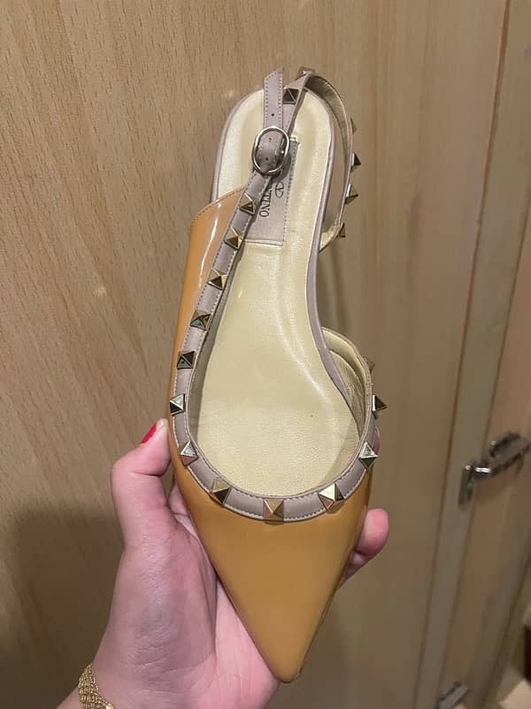 new and used shoes for sale branded 8