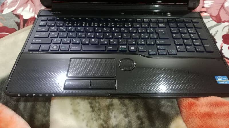 Fujitsu Japan  Core i5 3rd gen like new 1