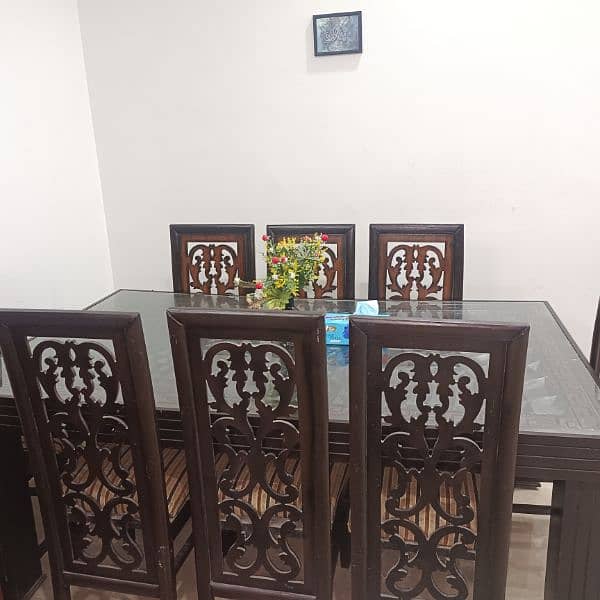 dinning table and chairs 1