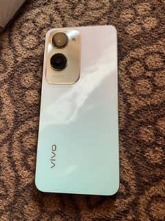 Vivo Y18 White Complete Box What's Number 03358672136