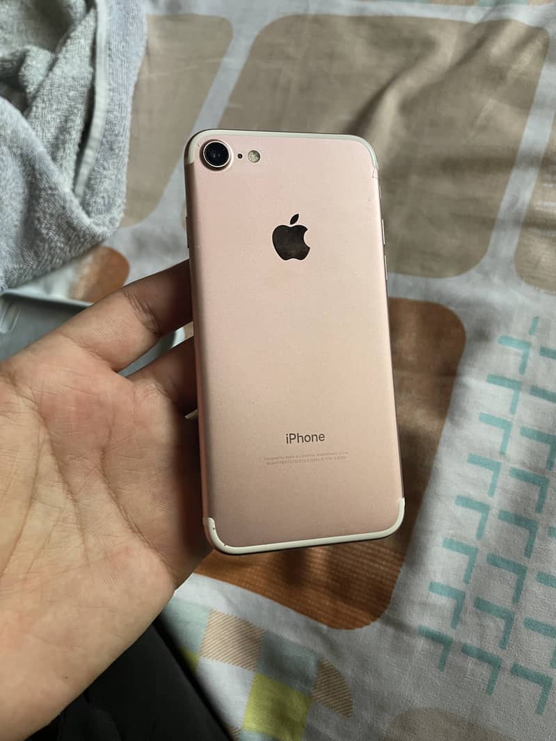 Iphone 7 128 gb pta approved 2