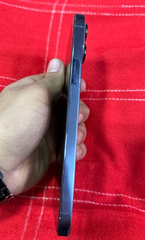 Iphone 13pro max 128 gb Pta Approved 1