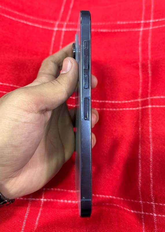 Iphone 13pro max 128 gb Pta Approved 3