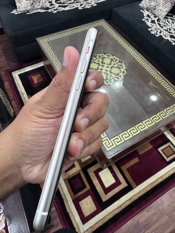 iphone 11 white jv 128gb 3