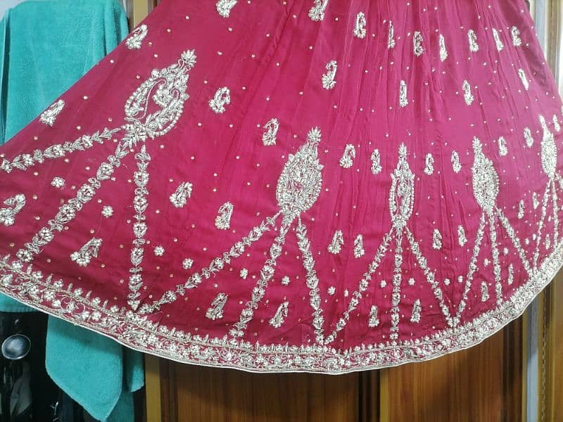 Bridal Lehnga 125,000 4