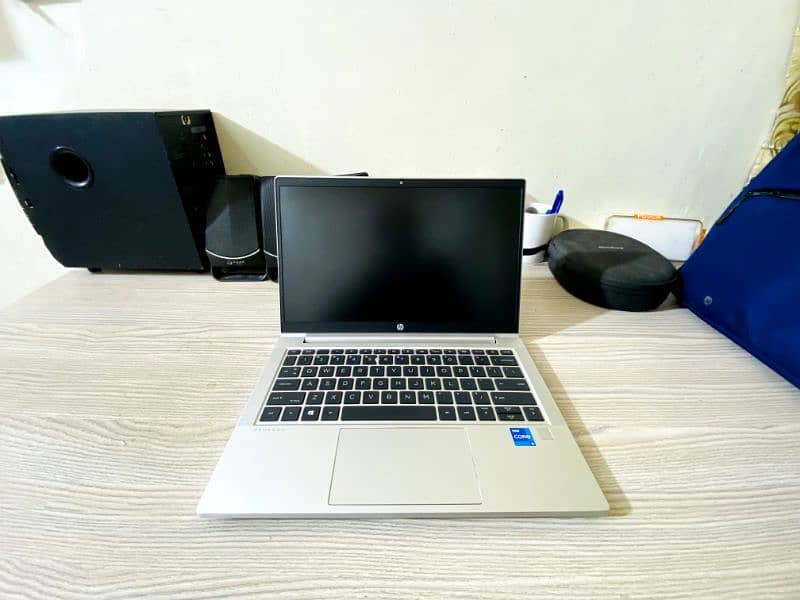 *HP PROBOOK (430) GB 16/256 SSD* 6