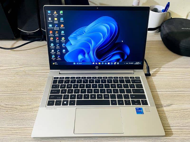 *HP PROBOOK (430) GB 16/256 SSD* 2