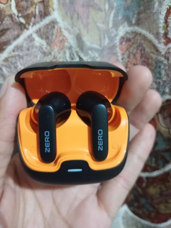 zero earbuds 1