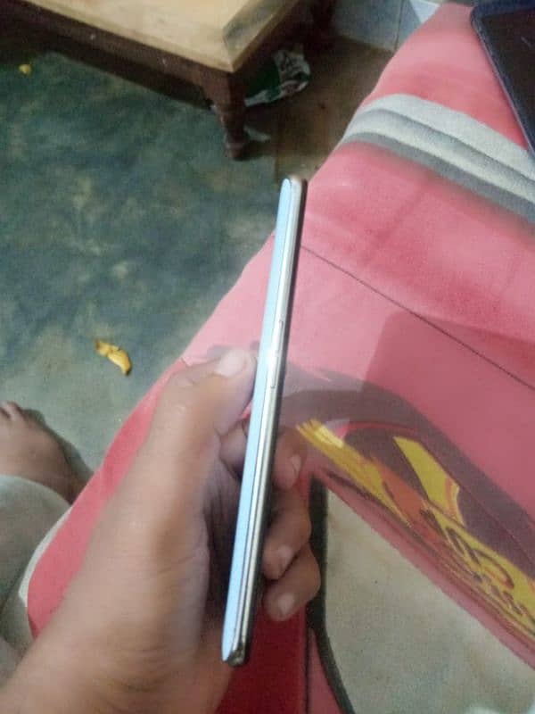 oppo Reno 2f . 8/128. good and running condition 3