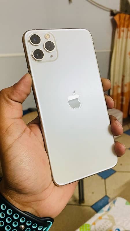 iphone 11 pro max 64gb pta approved 0