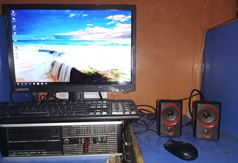 Computer Setup with Desktop,LED,Keyboard,Mouse and Speaker 2