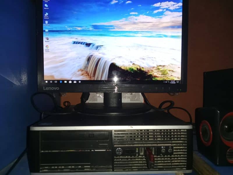 Computer Setup with Desktop,LED,Keyboard,Mouse and Speaker 7