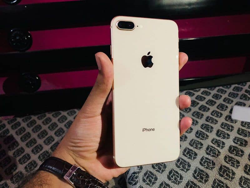 iPhone 8 Plus approved                          SEALED PHONE HAI 256GB 0