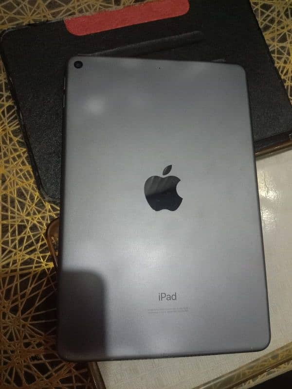 Ipad mini 5.   Rs: 58K 1