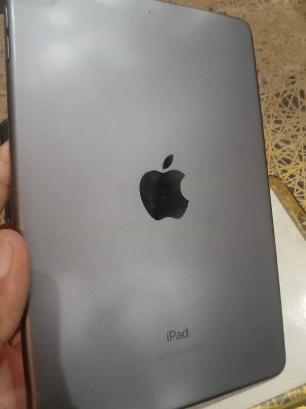 Ipad mini 5.   Rs: 58K 9