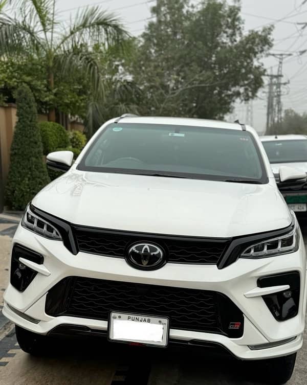 Toyota Fortuner 2023 0