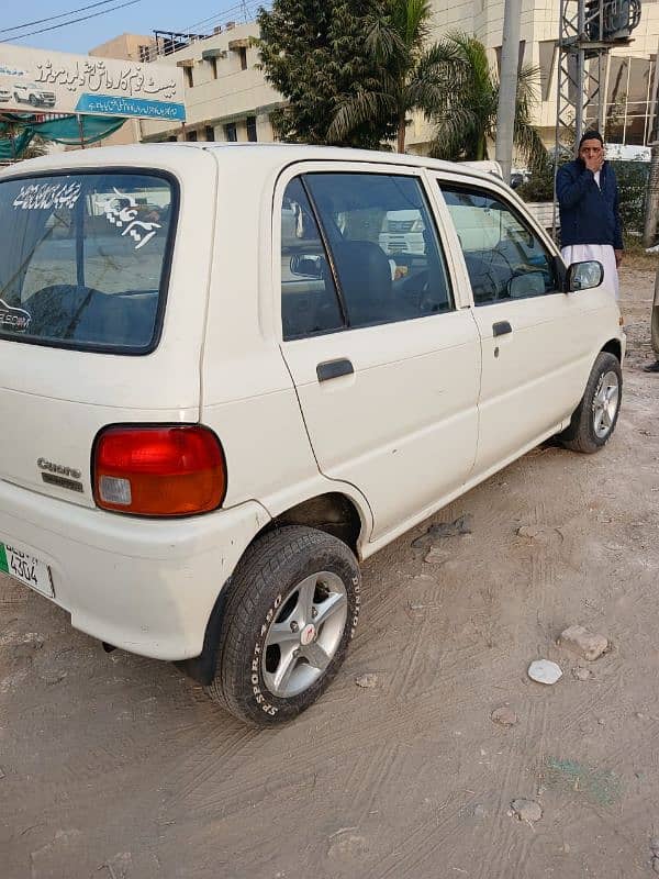 Daihatsu Cuore 2009 3