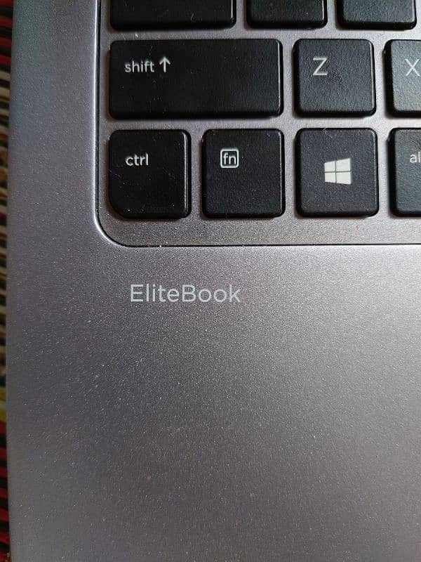 HP EliteBook · Core i5 2