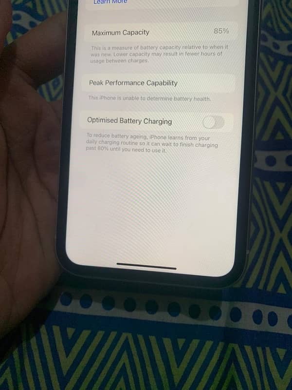 iphone 11 white colour pta 5