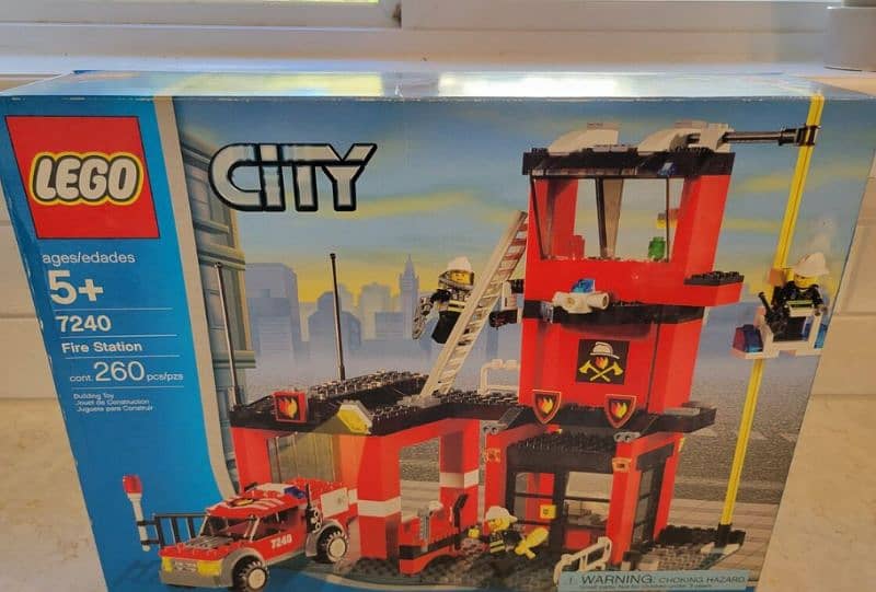 LEGO sets available with boxes 18