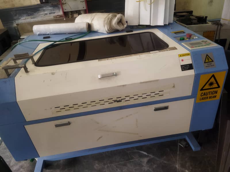 Co2 laser cutting machine 4