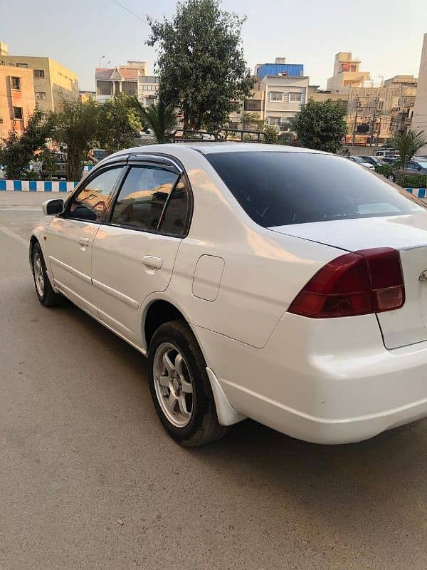 Honda Civic EXi 2001 9