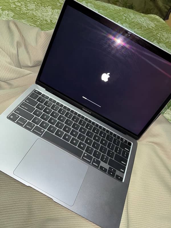 mac book air 2020 M1 4