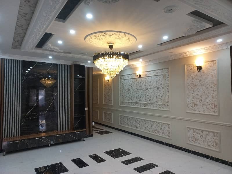 10 marla luxury house for sale at investor price 19