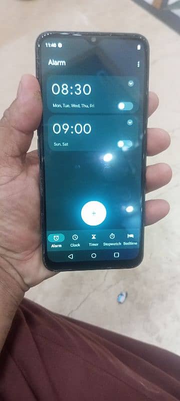 Narzo 50a Realme 4/128 set bilkul ok hai Dabba bhi hai 3