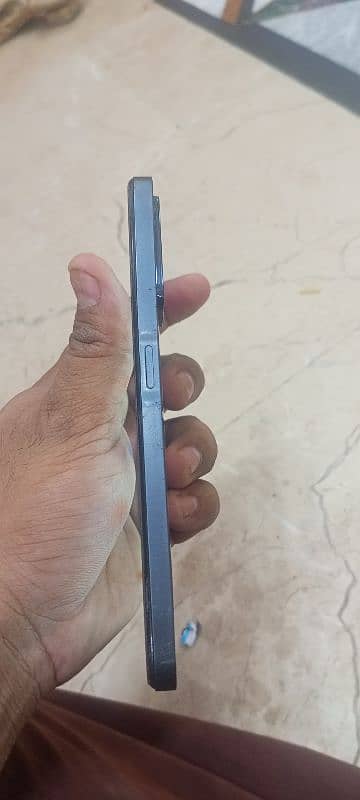 Narzo 50a Realme 4/128 set bilkul ok hai Dabba bhi hai 9