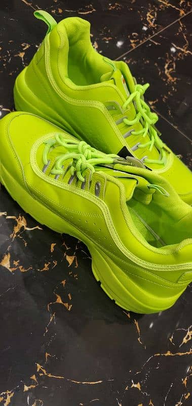 Fila disruptor 2 original brand new 10/10 neon color 4