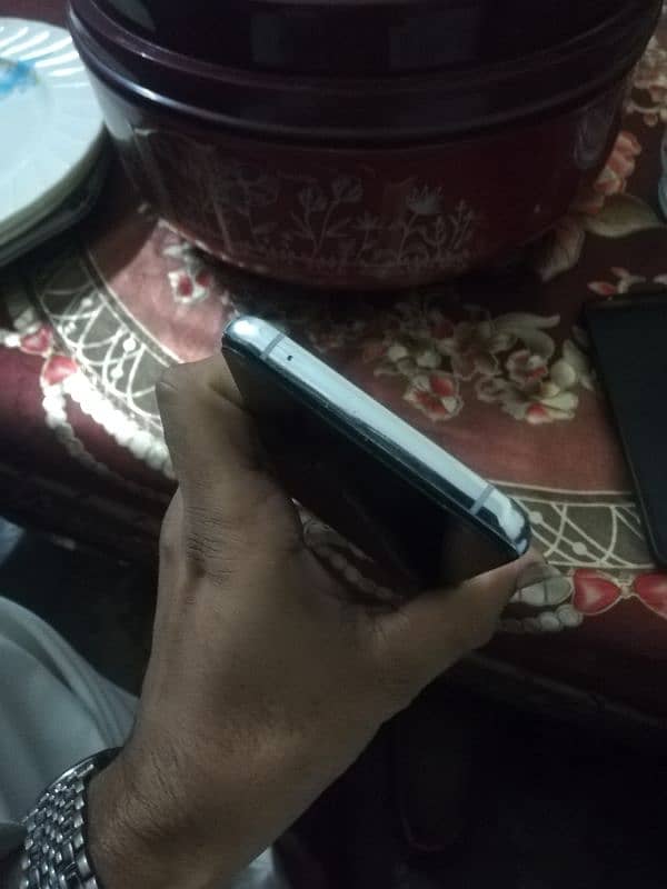 one plus 8T 10/10 condition 3